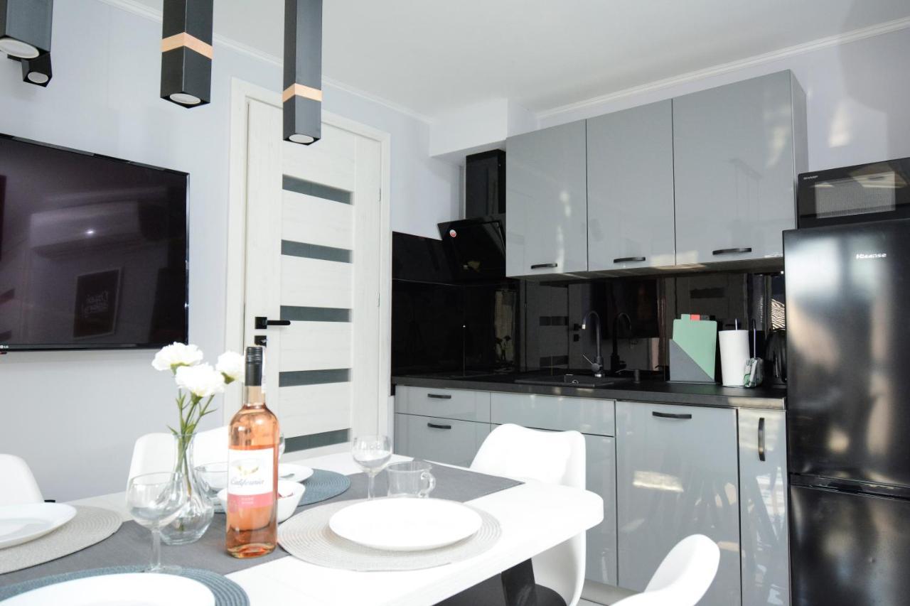 Apartamenty Prestige Łeba Exteriör bild