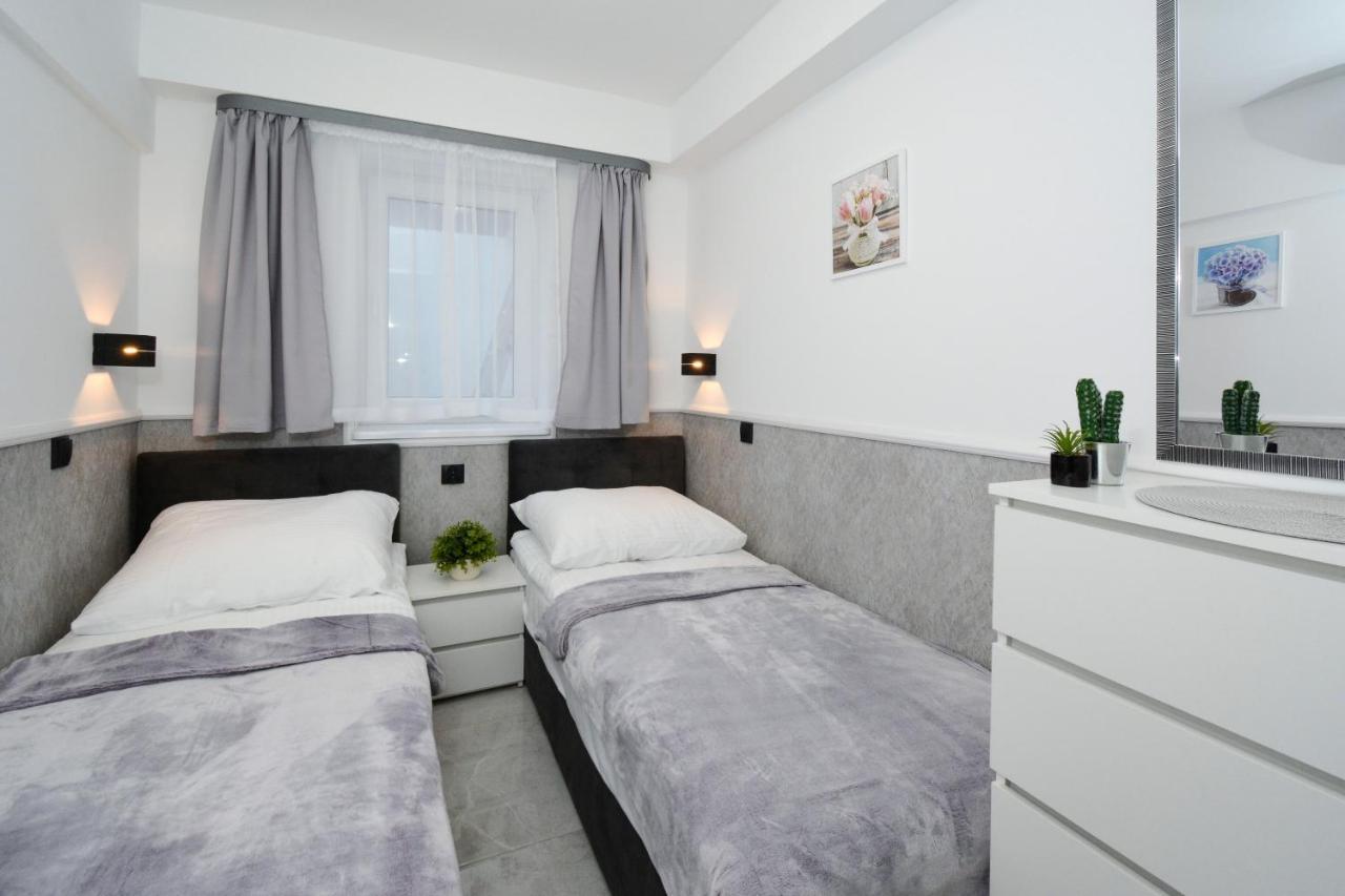 Apartamenty Prestige Łeba Exteriör bild